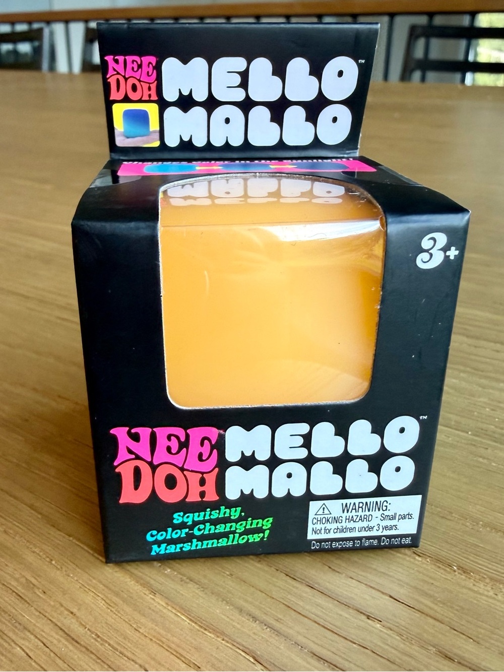 🧡💛Schylling NeeDoh 🧡💛Mello Mallo Color-Changing Marshmallow Squishy - Orange
